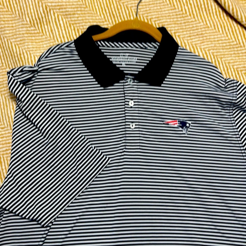 New England Patriots Vineyard Vines Polo shirt. Navy and white stripes.